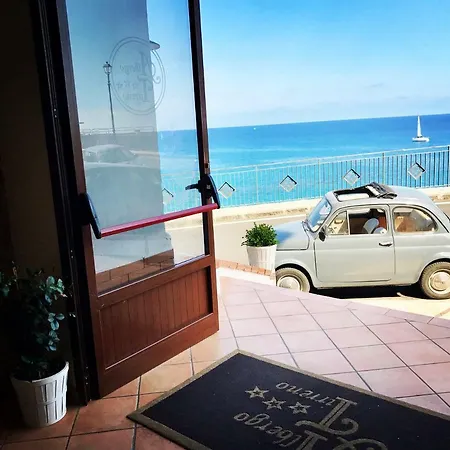 Tirreno Hotel 3*