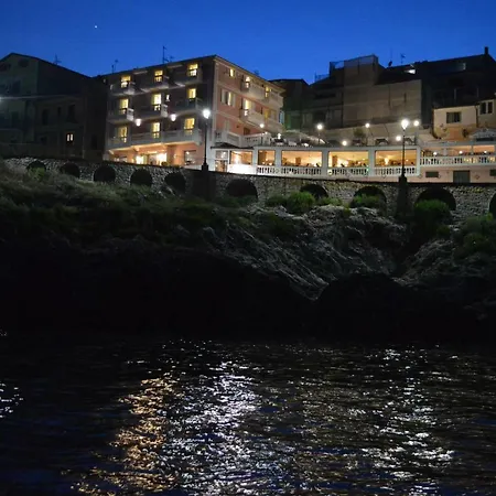Tirreno Hotel